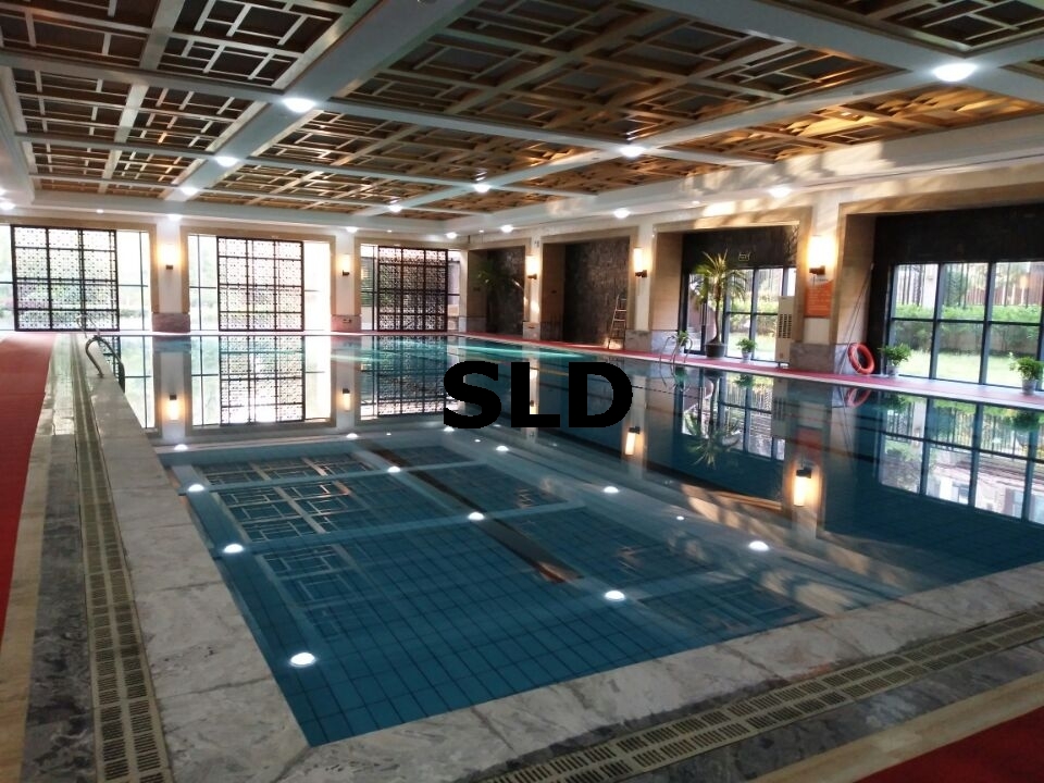 武漢室內游泳池水質白濁難處理?酵素澄清劑兩步循環恢復清澈